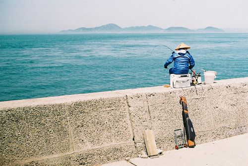 关于春节的说说：你们这个春节是看湖南春晚还是央视春晚  =-=【好奇